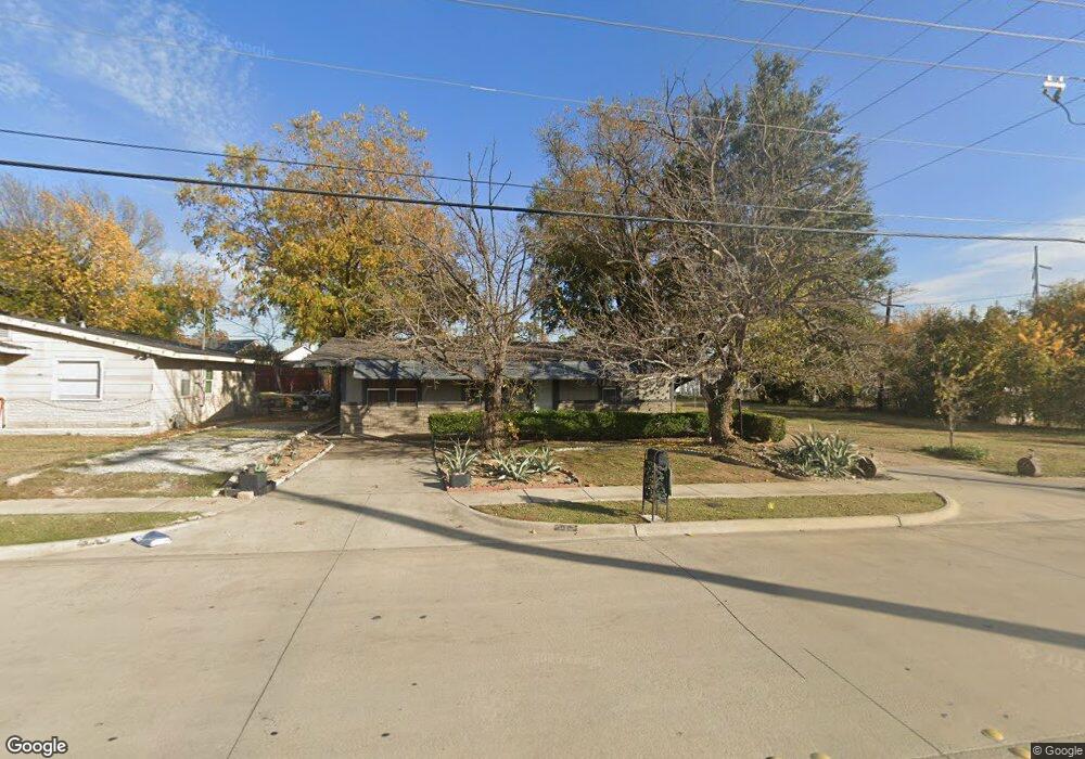 206 Bellaire Dr, Hurst, TX 76053 - photo 1