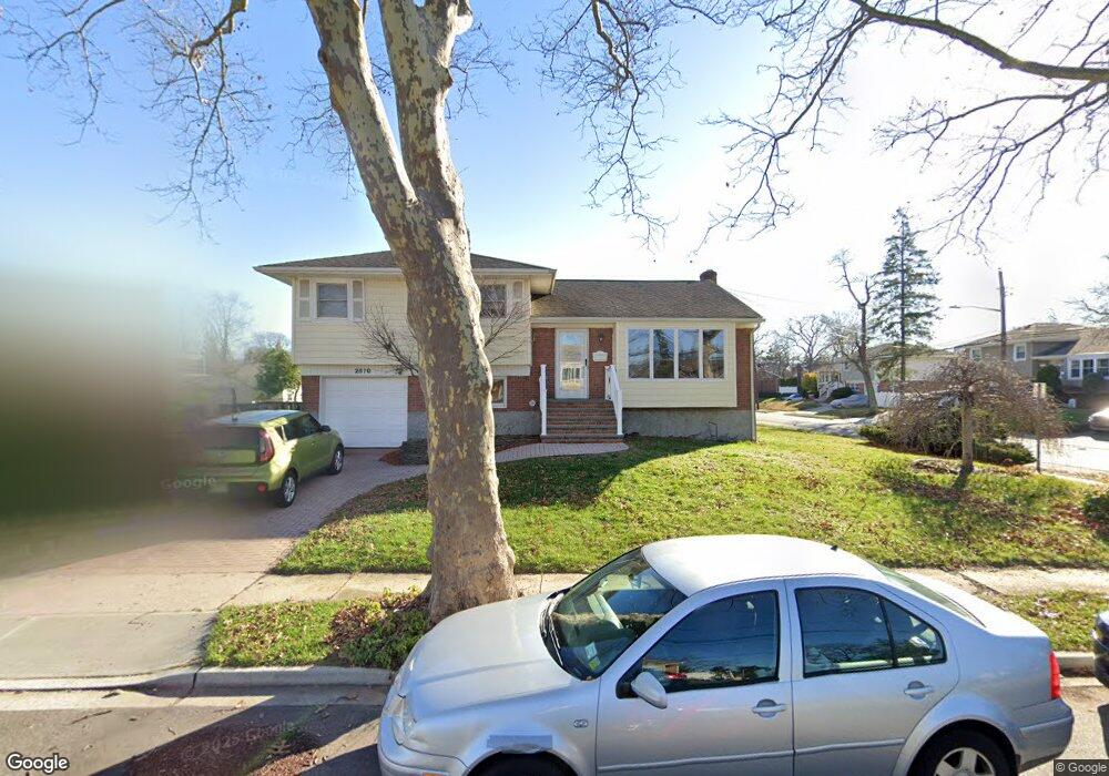 2870 Holiday Ct, North Bellmore, NY 11710 - photo 1