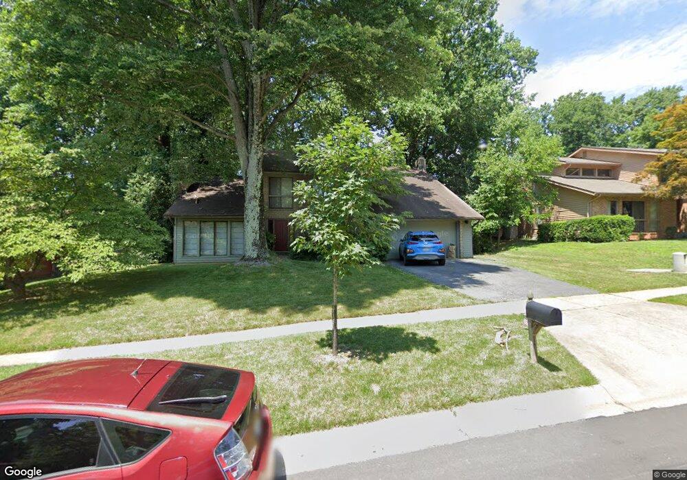 2611 Oakenshield Dr, Potomac, MD 20854 - photo 1