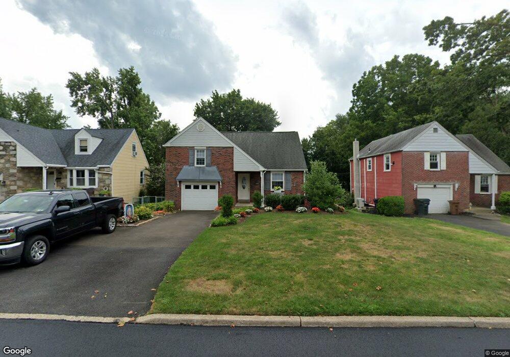 2514 Fernwood Ave, Abington, PA 19001 - photo 1