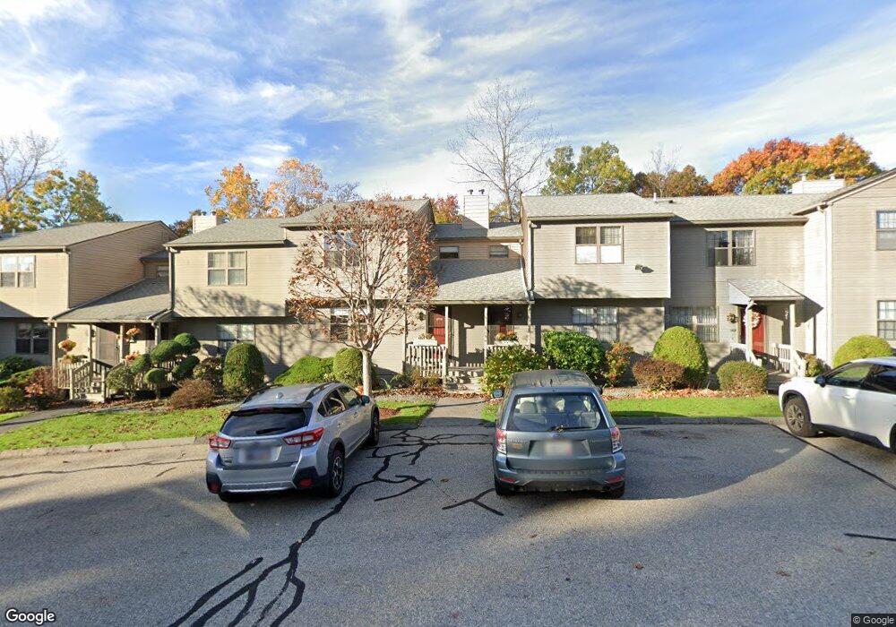 1406 Pinewood Dr, Smithfield, RI 02917 - photo 1