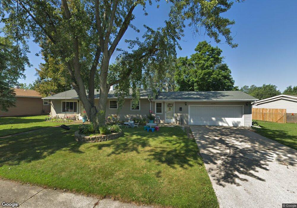 1030 Tacoma St, Carpentersville, IL 60110 - photo 1