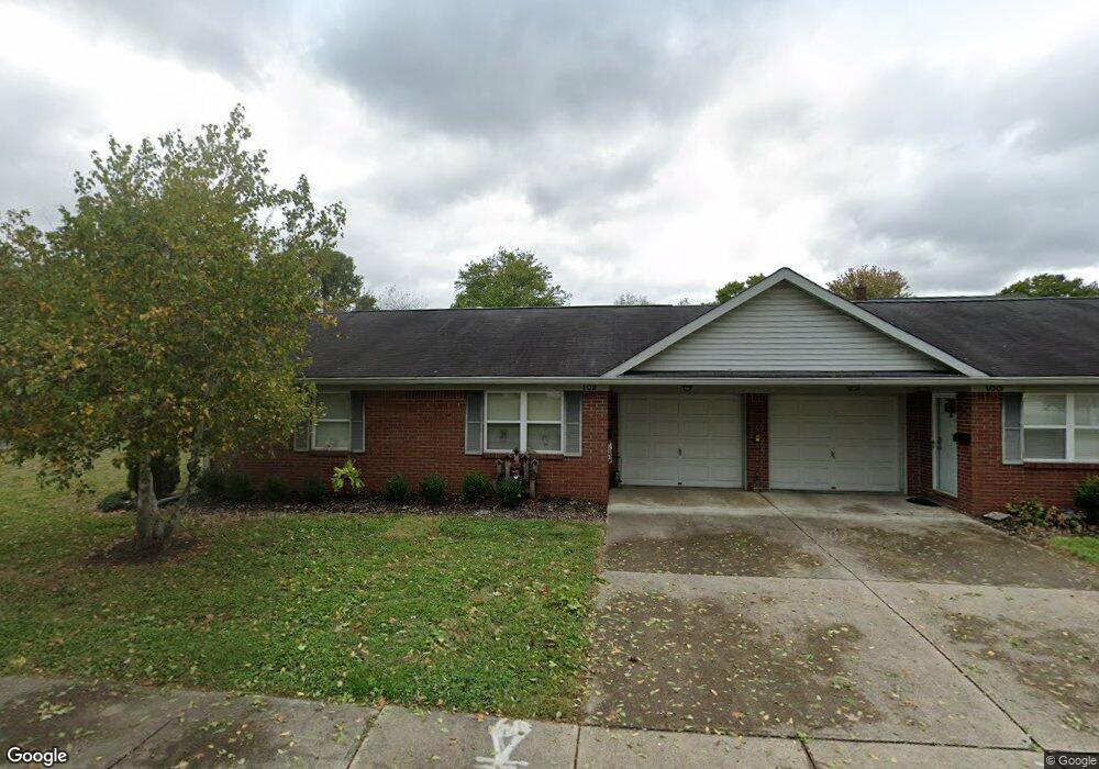 102 Masten St, Plainfield, IN 46168 - photo 1