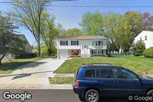 714 Wood Ln, Cinnaminson, NJ 08077