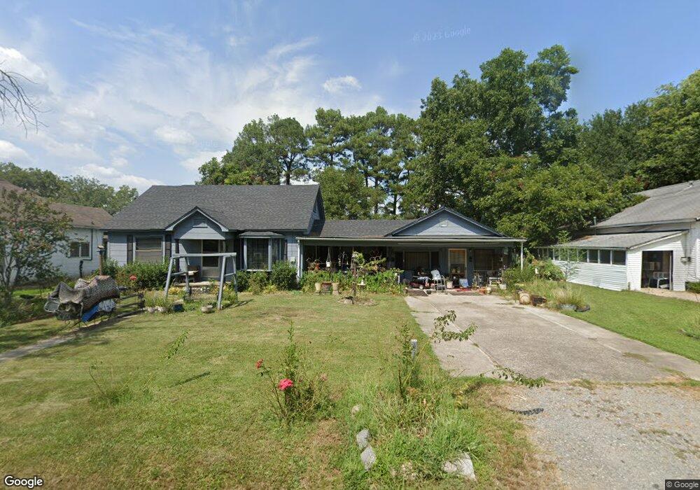 430 W 3rd St, Stuttgart, AR 72160 - photo 1