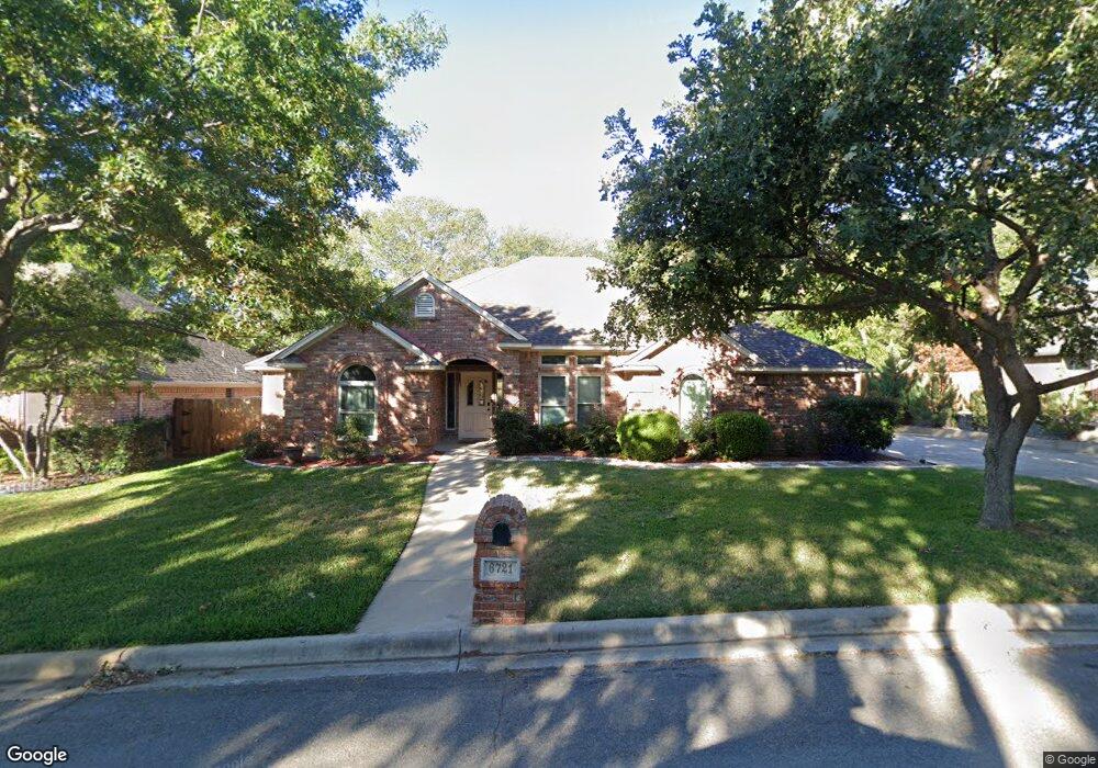 6721 Rolling Hills Dr, North Richland Hills, TX 76182 - photo 1