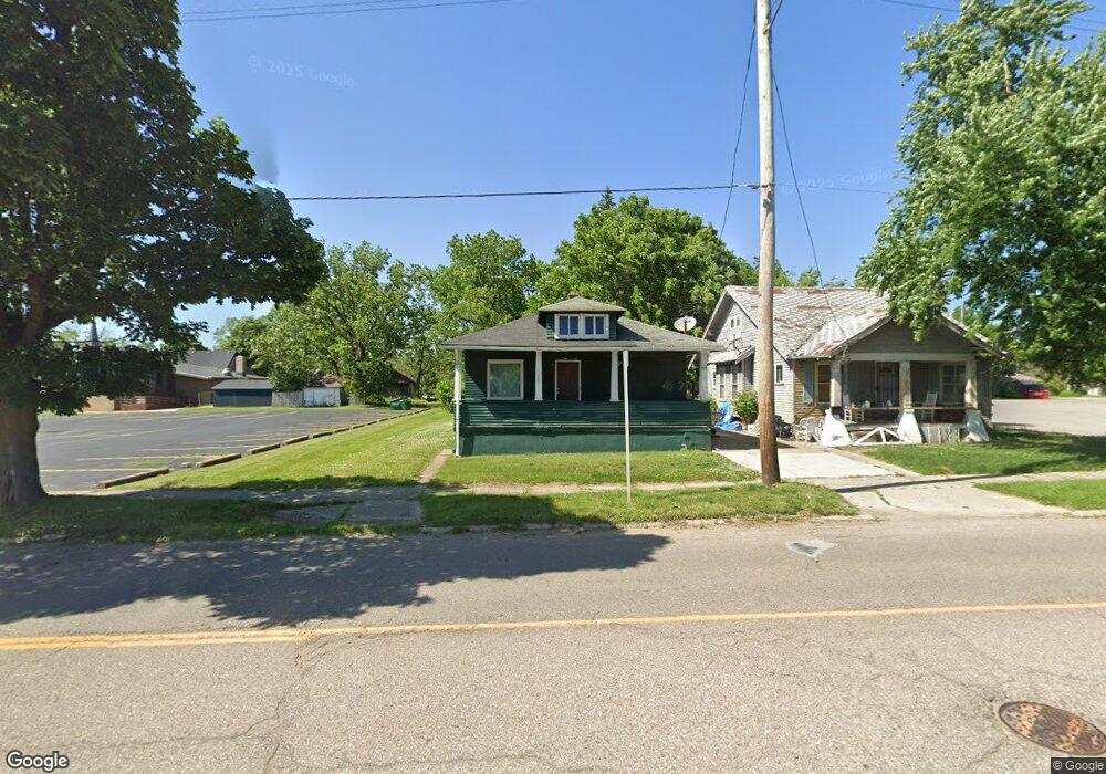 1625 Davison Rd, Flint, MI 48506 - photo 1