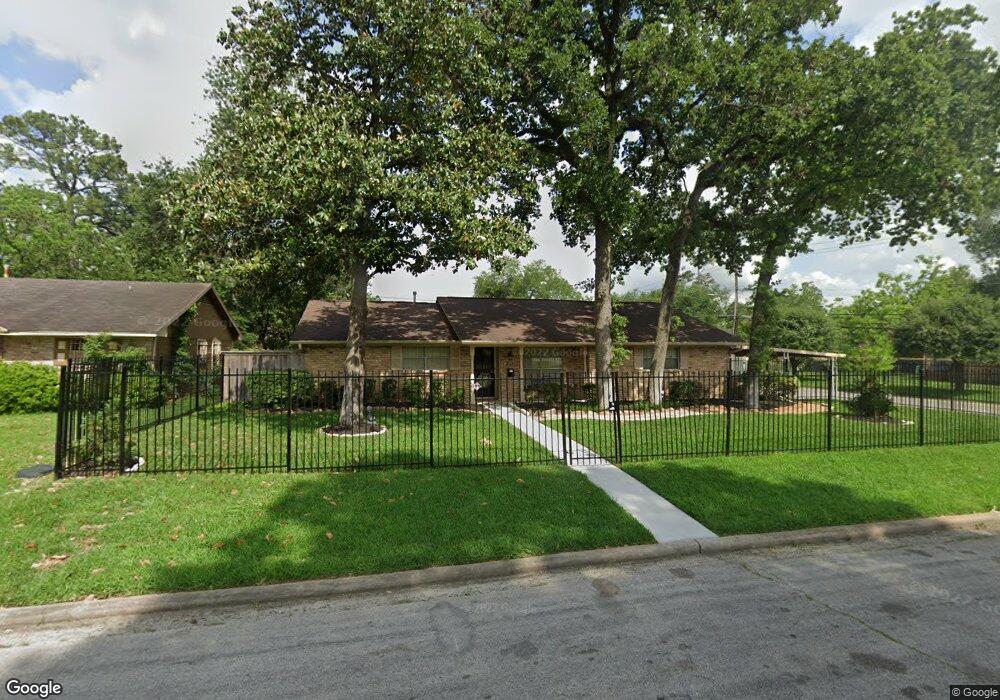 10502 Rockaway Dr, Houston, TX 77016 - photo 1