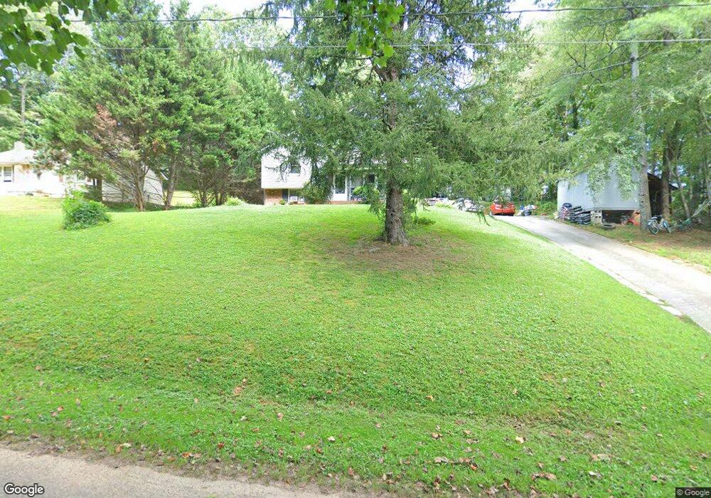 382 Bells View Ln, Purlear, NC 28665 - photo 1