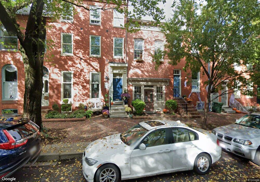 114 W Lee St, Baltimore, MD 21201 - photo 1