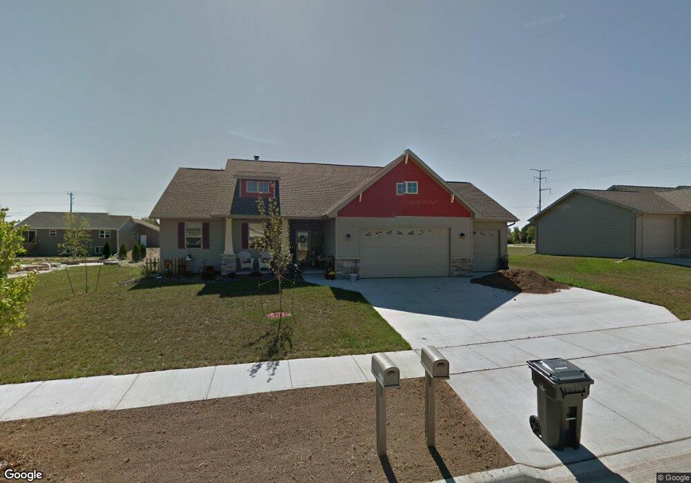 339 Albert Way, Appleton, WI 54915 - photo 1