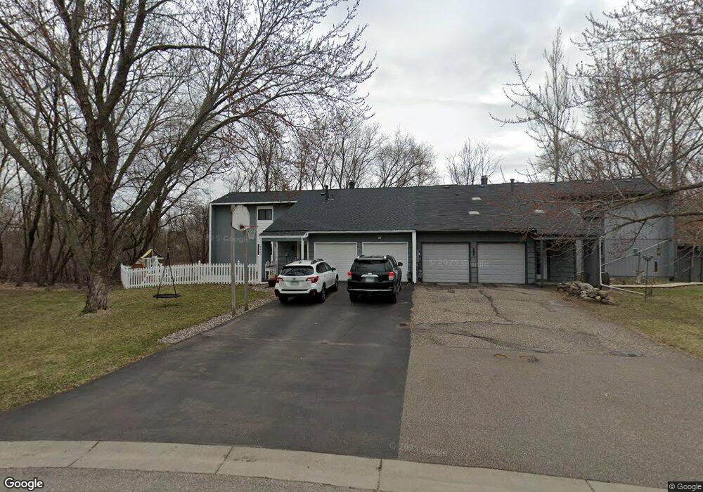 5861 Covington Ln, Minnetonka, MN 55345 - photo 1