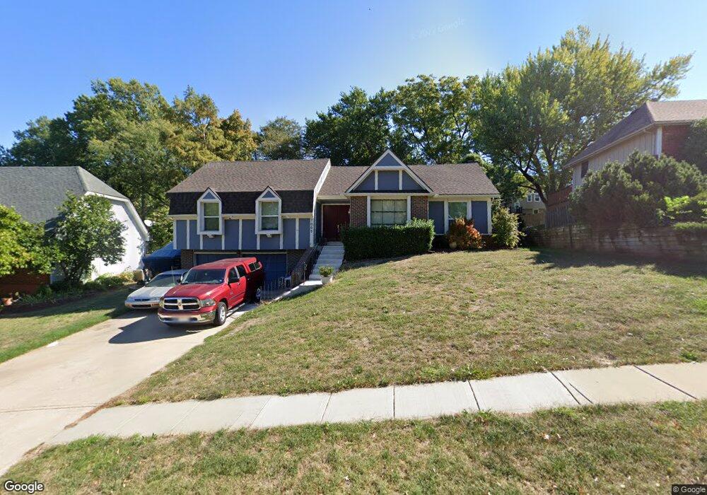 7005 Hallet St, Shawnee, KS 66216 - photo 1