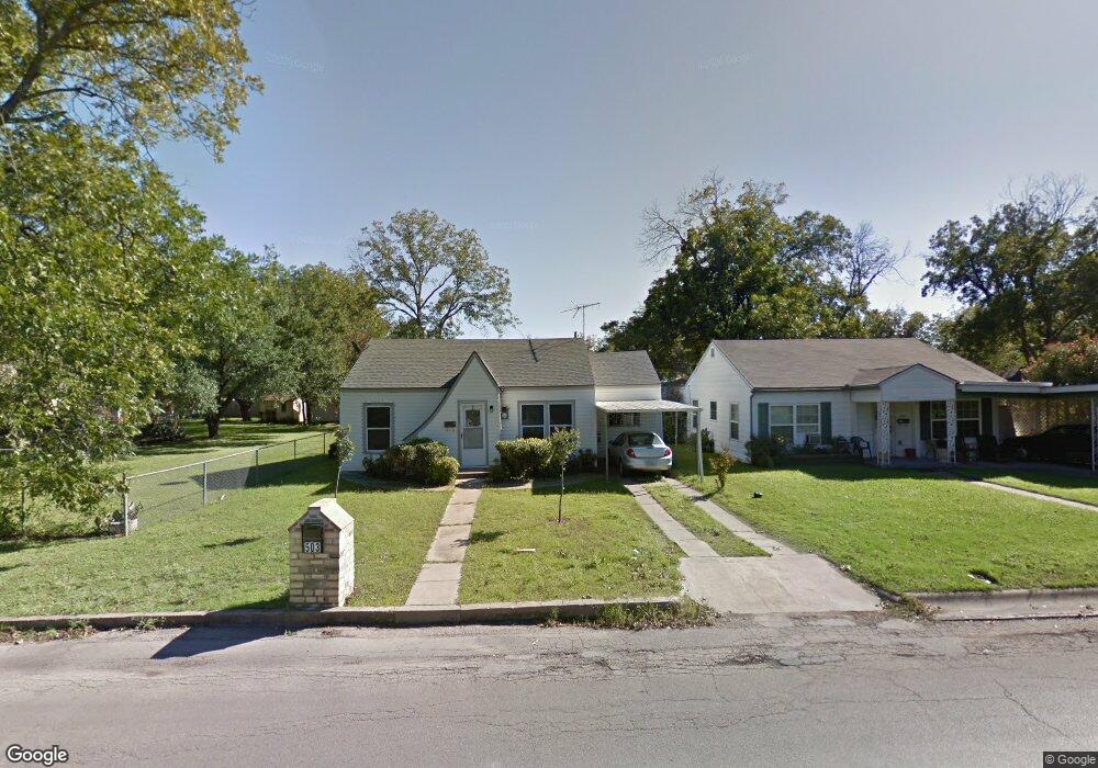 503 Poindexter Ave, Cleburne, TX 76033 - photo 1