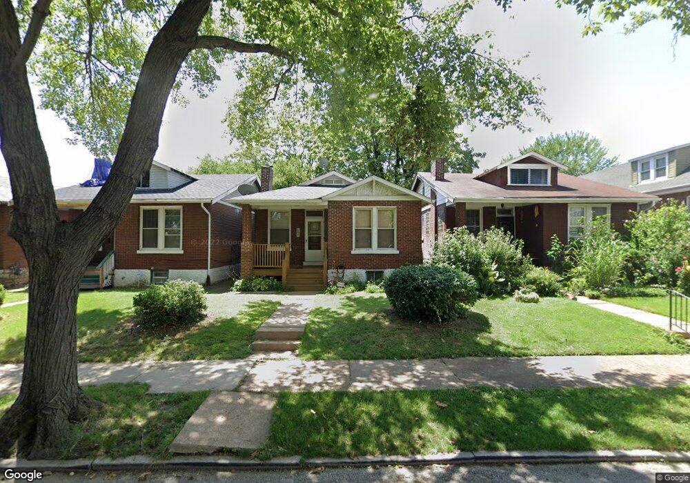 4820 Sacramento Ave, Saint Louis, MO 63115 - photo 1