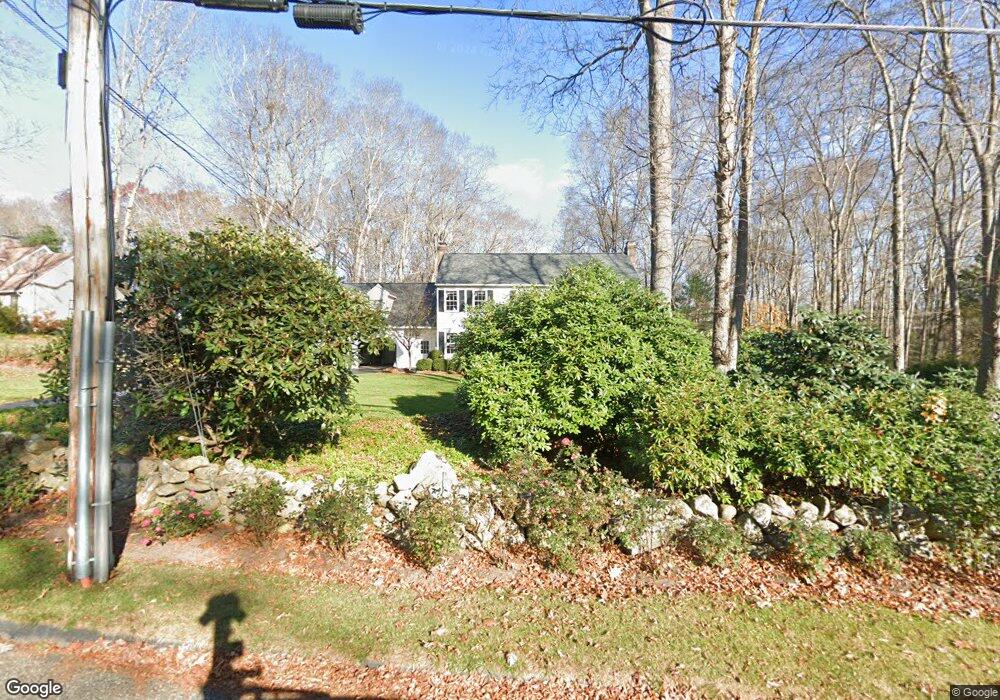 279 N Bride Brook Rd, East Lyme, CT 06333 - photo 1