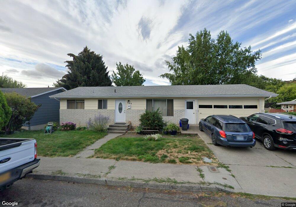 904 E 19th St, the Dalles, OR 97058 - photo 1