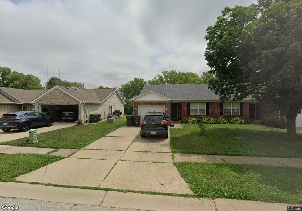 51 Grassyway Ct unit 53, Whiteland, IN 46184 - photo 1