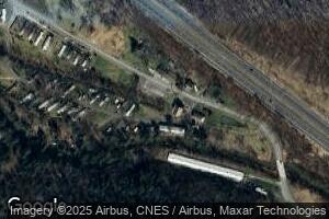 201 Secrest Park Rd, Breezewood, PA 15533