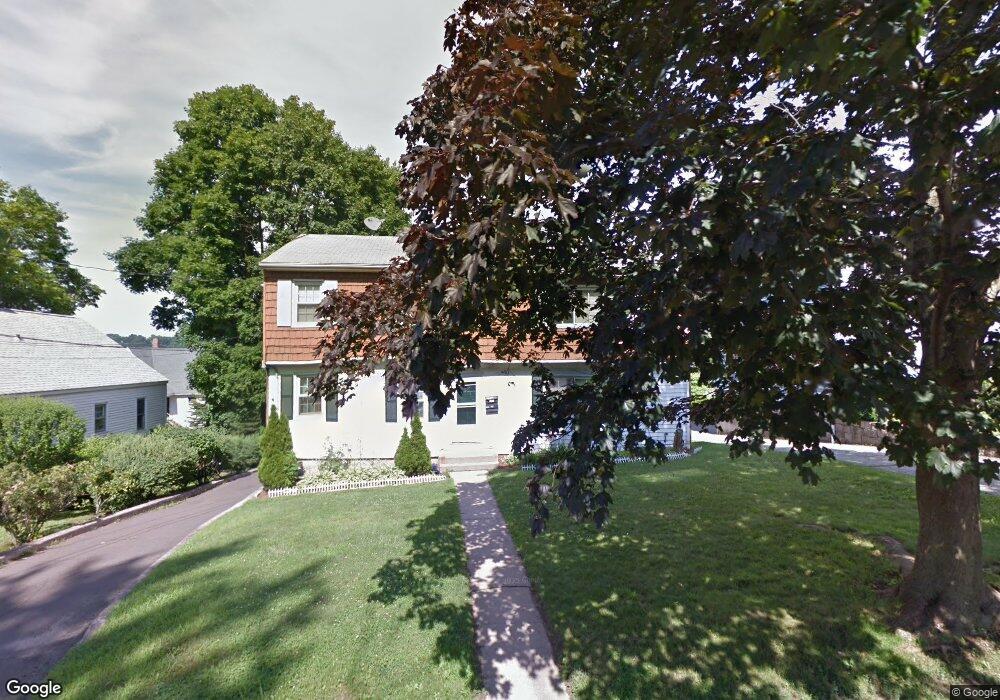 7 Fairfield Ave, Danbury, CT 06810 - photo 1