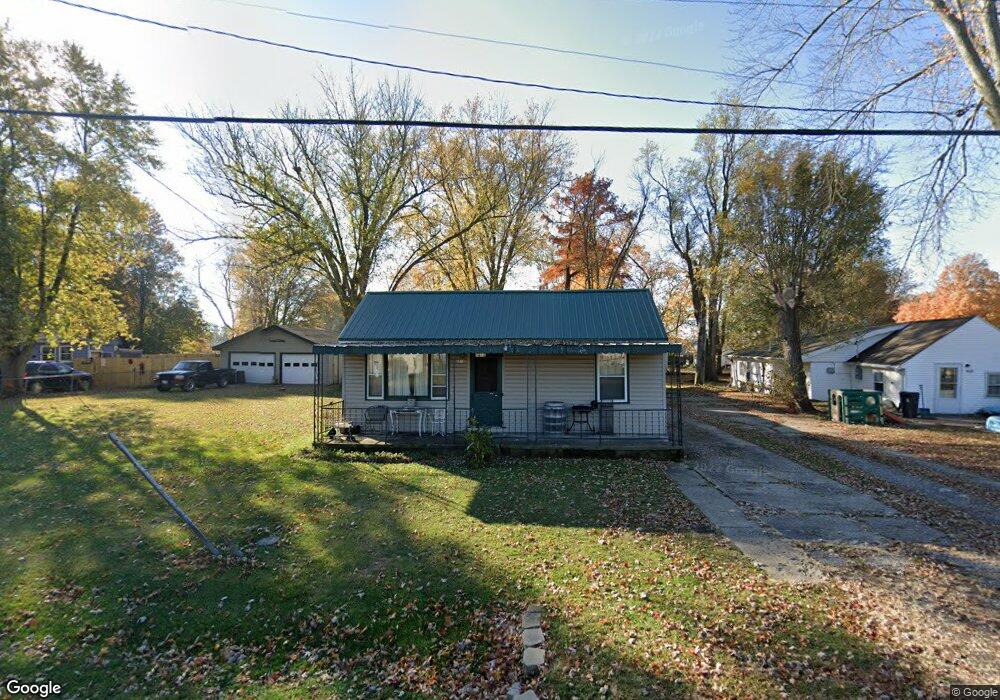 5616 W Hi Vue Ln, Peoria, IL 61604 - photo 1