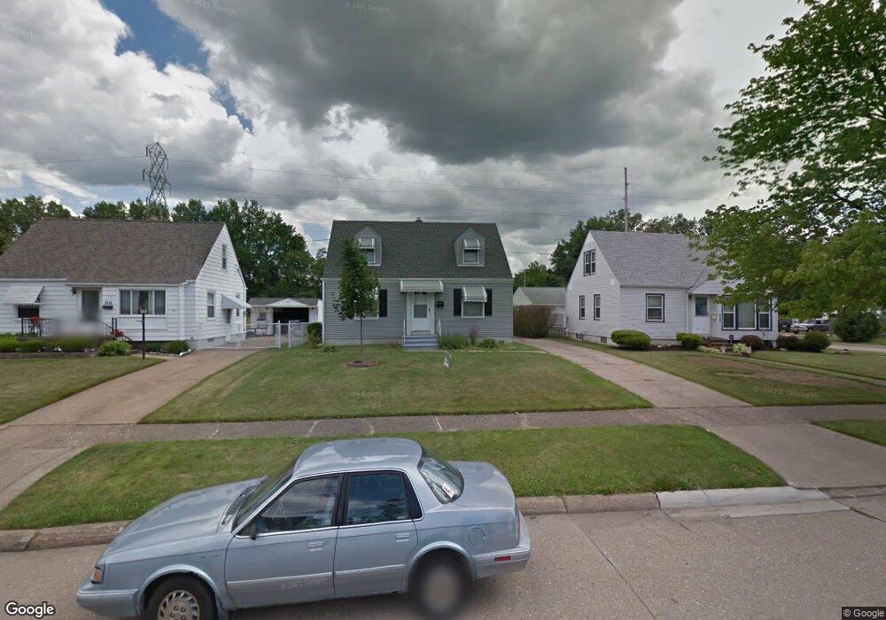2306 E 35th St, Lorain, OH 44055 - photo 1