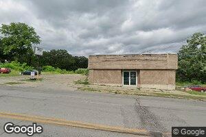 2302 SW 9th St, Des Moines, IA 50315