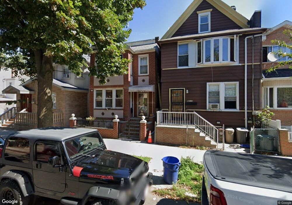 94-15 109th St, South Richmond Hill, NY 11419 - photo 1