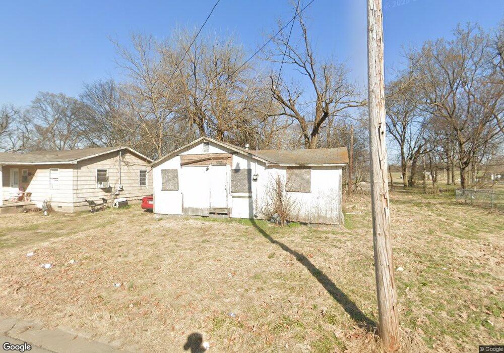 715 Hunter St, New Madrid, MO 63869 - photo 1