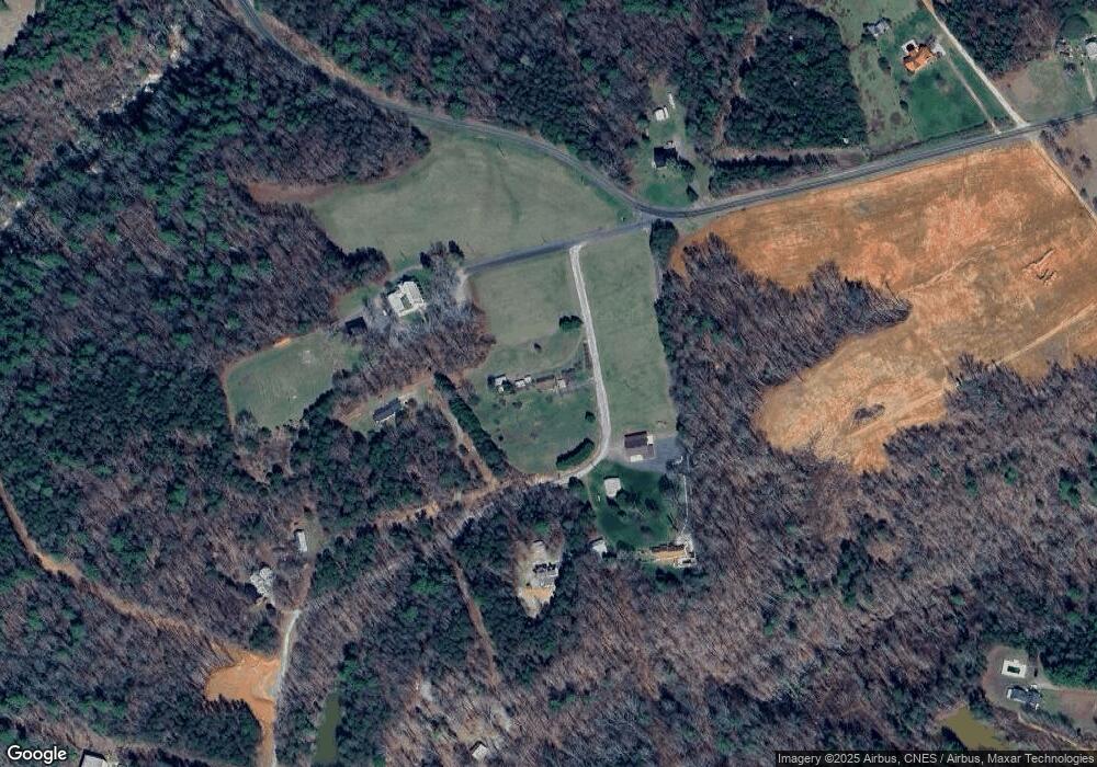 112 Barnes Airship Dr, Statesville, NC 28625 - photo 1