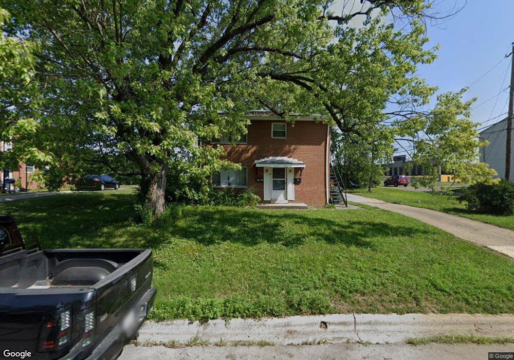 3690 Arnelle Rd, Columbus, OH 43228 - photo 1