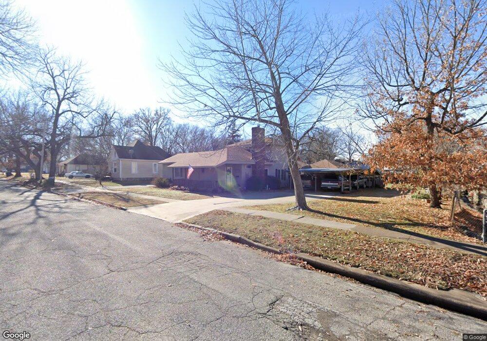 209 S 27th St, Parsons, KS 67357 - photo 1