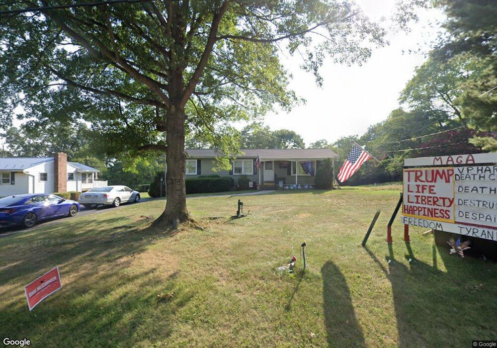 2752 E Weaver Rd, Greencastle, PA 17225 - photo 1