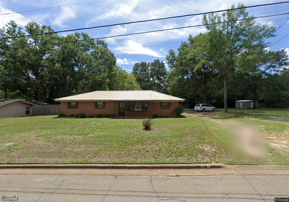 811 Mockingbird Ln, Nacogdoches, TX 75964 - photo 1