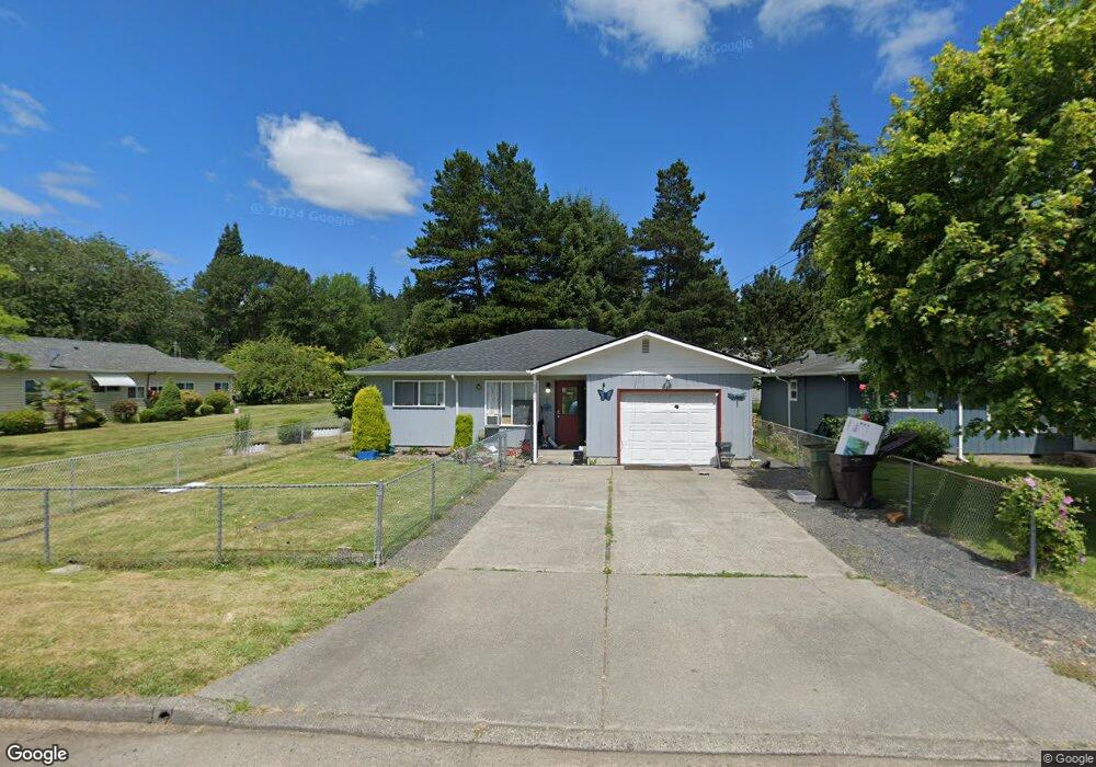 3032 Pershing Way, Longview, WA 98632 - photo 1