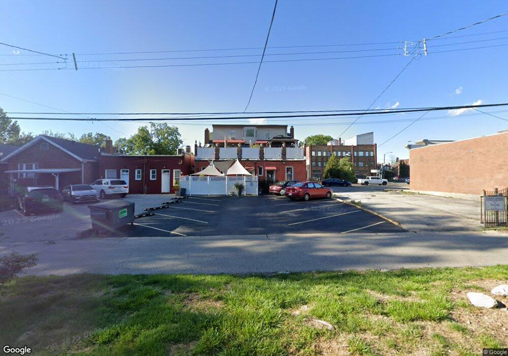 5210 Chippewa St, Saint Louis, MO 63109 - photo 1