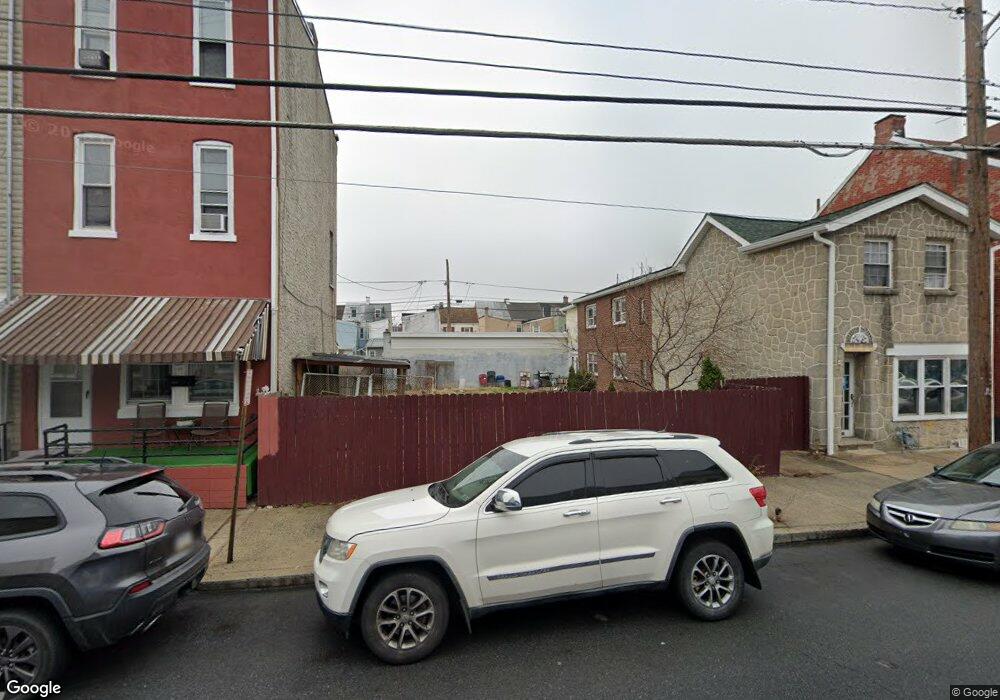 1330 N 10th St, Reading, PA 19604 - photo 1