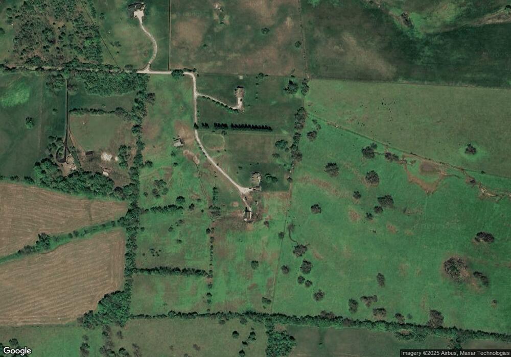 304 Drake Ln, Harrodsburg, KY 40330 - photo 1