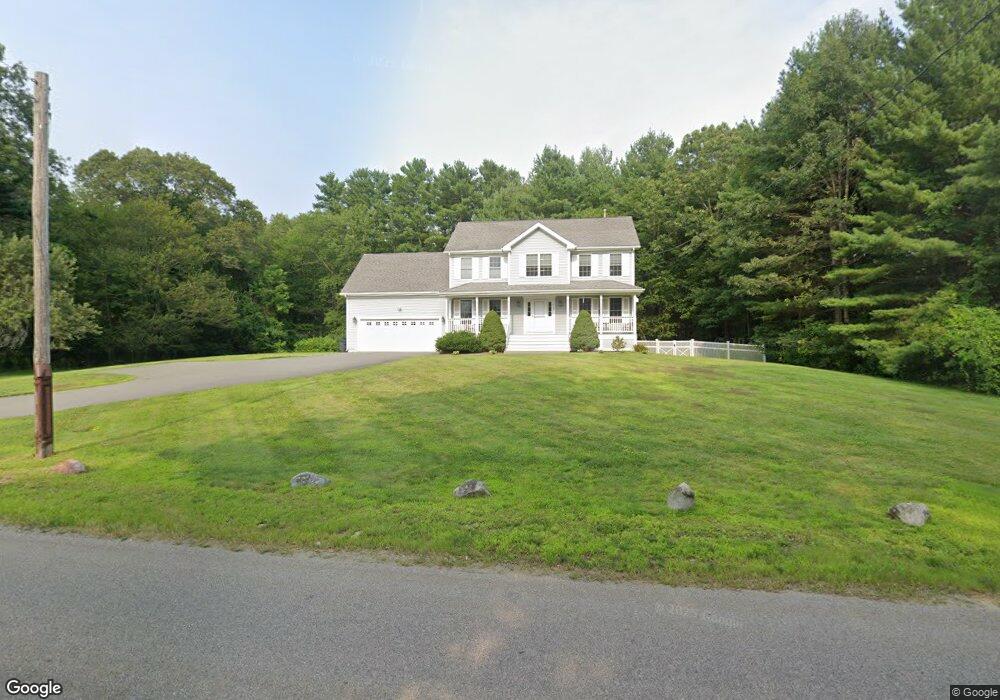 719 Lincoln St, Franklin, MA 02038 - photo 1