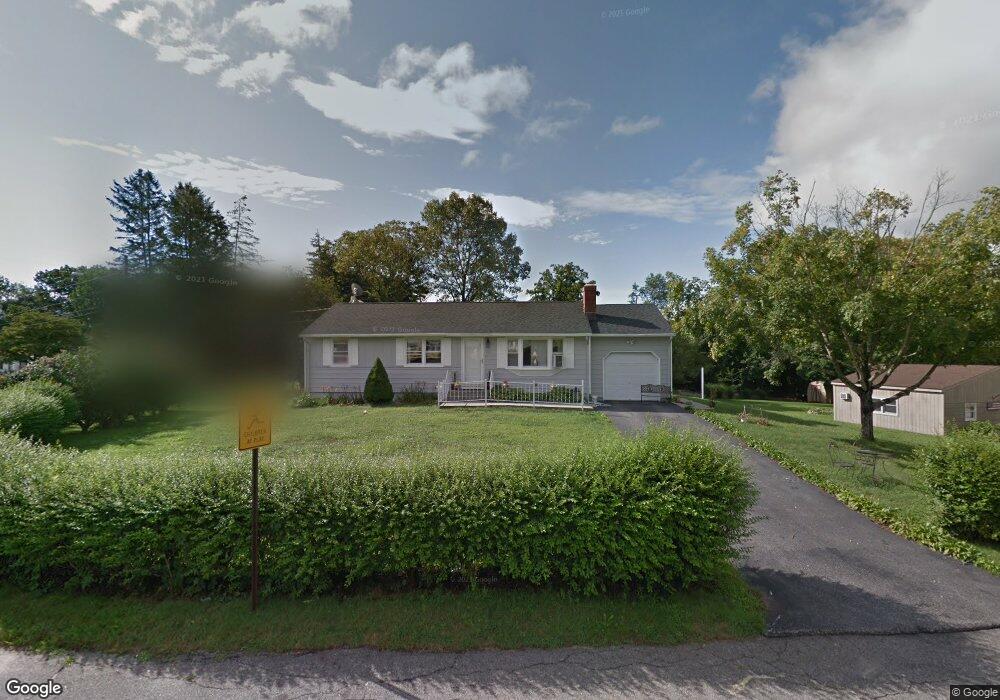 105 Pemberton Rd, Willimantic, CT 06226 - photo 1