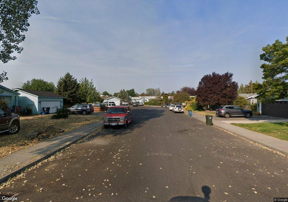 24165 NE Snow Willow Ct, Bend, OR 97701 - photo 1