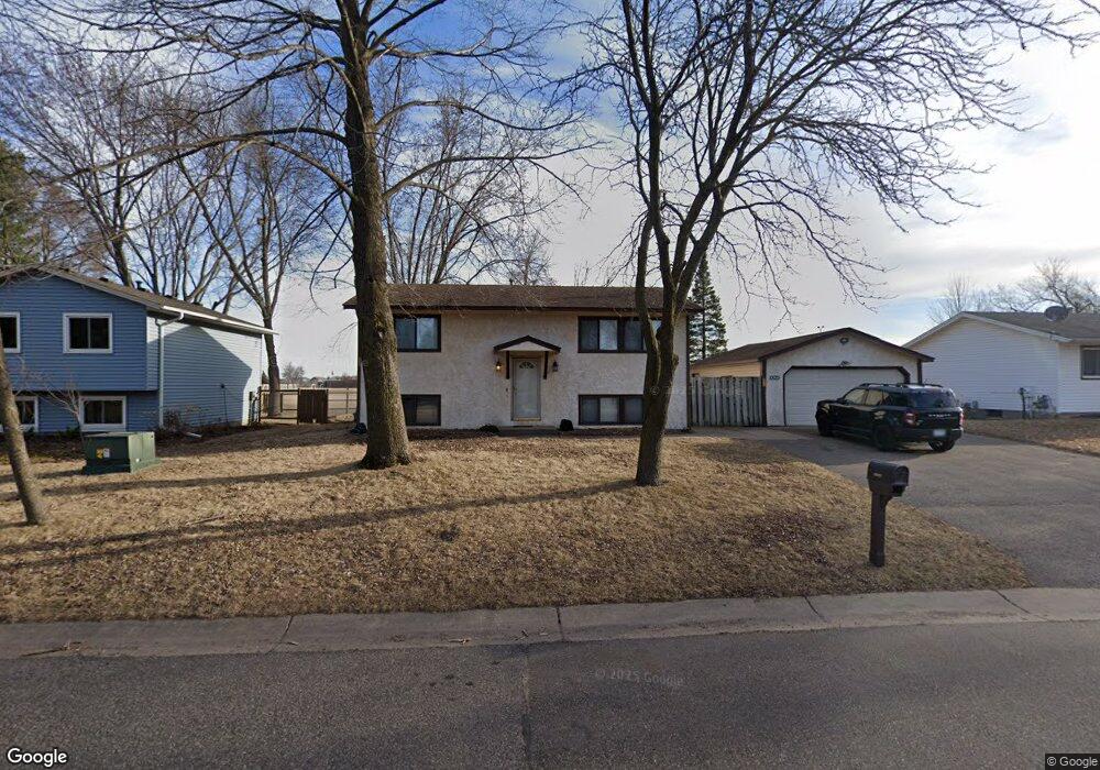 10025 99th Ave N, Maple Grove, MN 55369 - photo 1