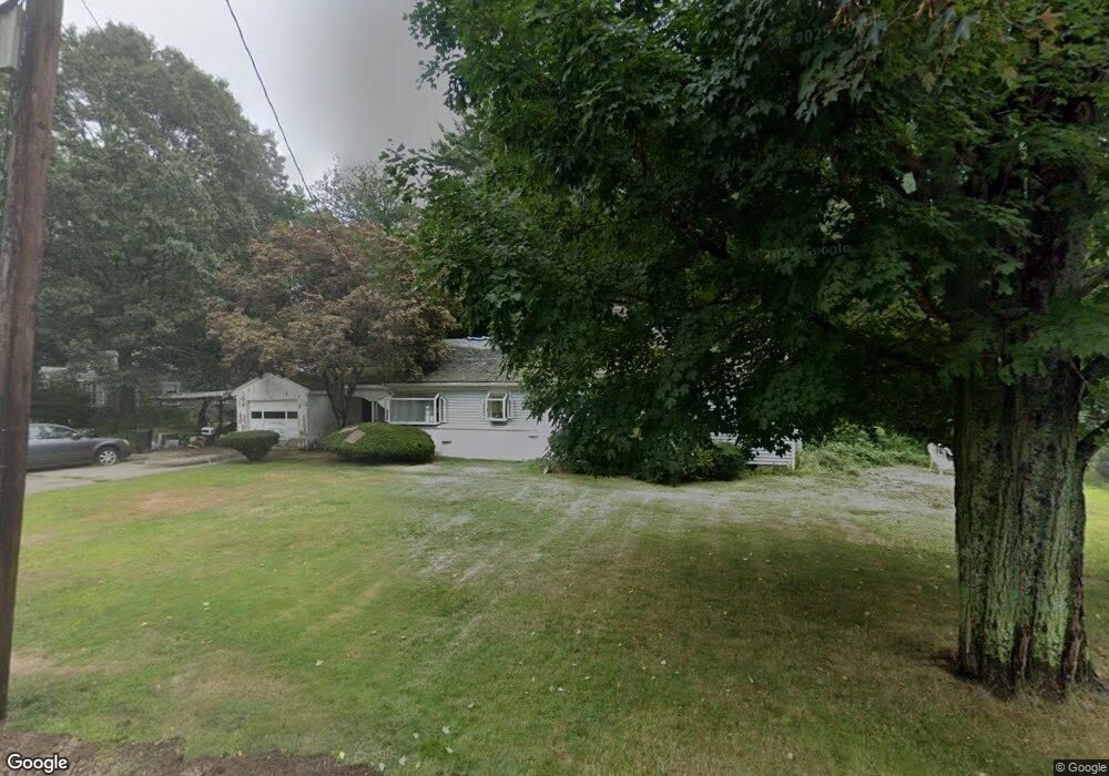 152 Center St, Hanover, MA 02339 - photo 1