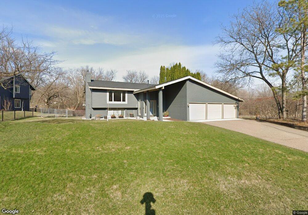 16800 Creek Ridge Trail, Minnetonka, MN 55345 - photo 1