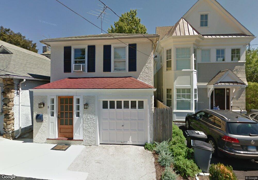 5 Benedict Ct, Greenwich, CT 06830 - photo 1