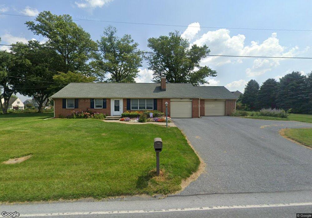 127 Forest Hill Rd, Leola, PA 17540 - photo 1