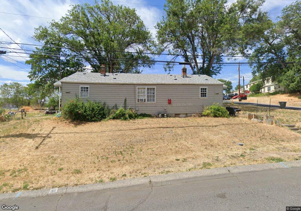 311 NW 14th St, Pendleton, OR 97801 - photo 1
