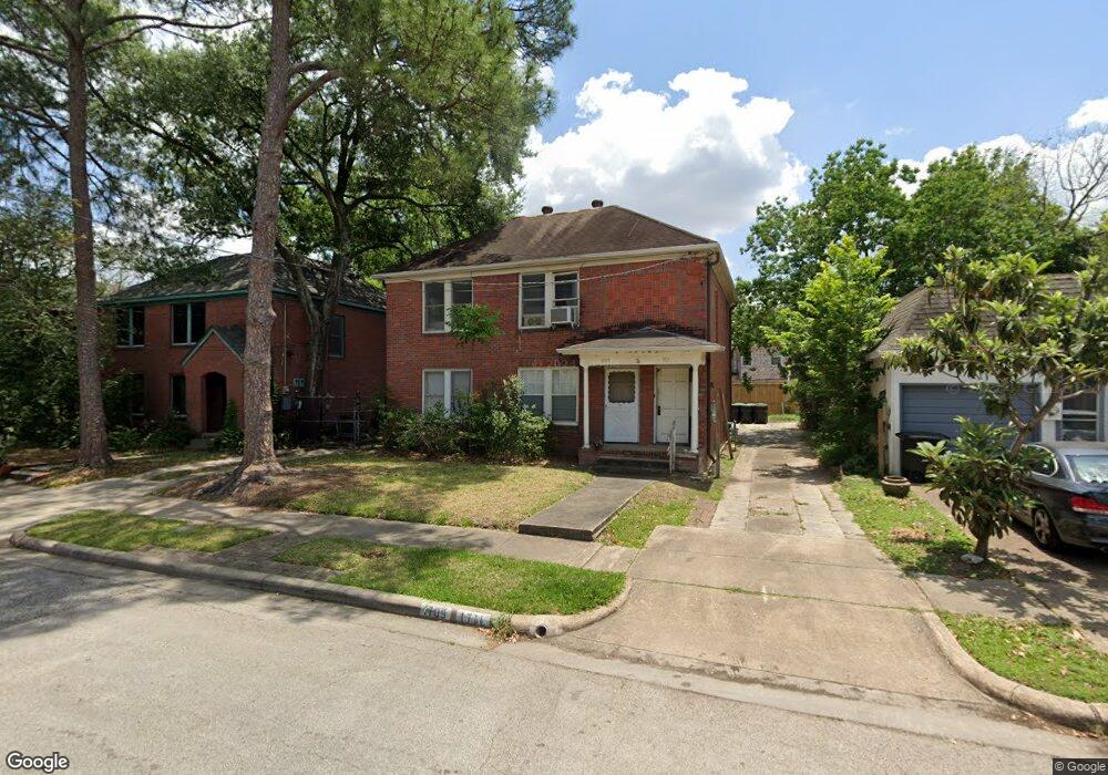 1709 Maryland St, Houston, TX 77006 - photo 1