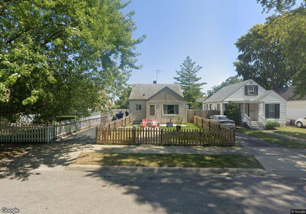 25 S Gretta Ave, Waukegan, IL 60085 - photo 1