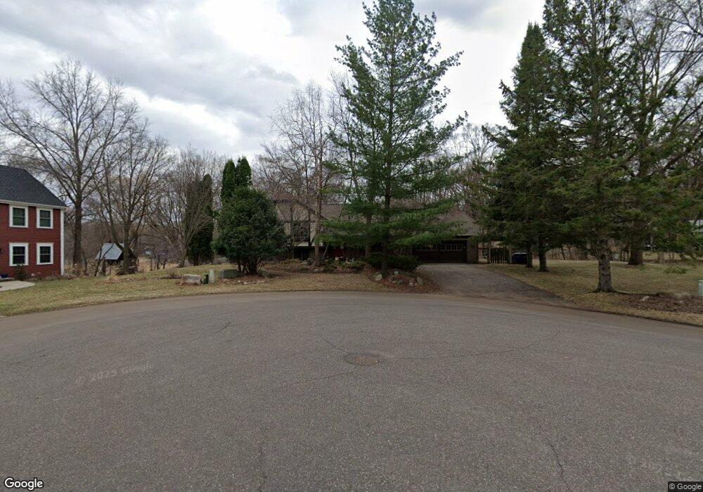 3901 Skyview Rd, Minnetonka, MN 55345 - photo 1
